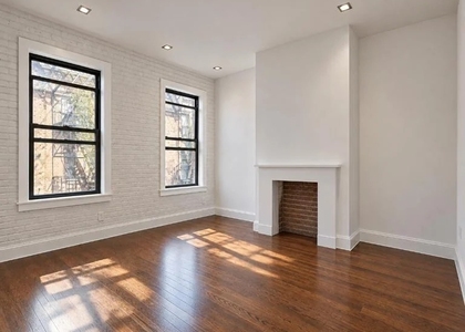 Leroy Street - Photo 1