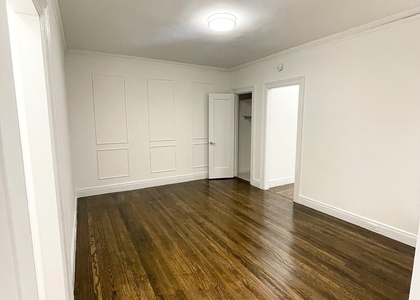 West 12 Street - Photo 1