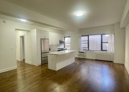 157 East 57th Street, 15G - Photo 1