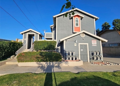 1120 Nicklett Avenue - Photo 1