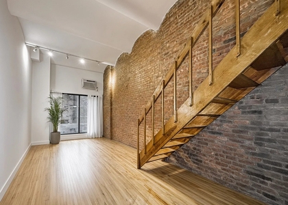 40 East 12th Street - Photo 1