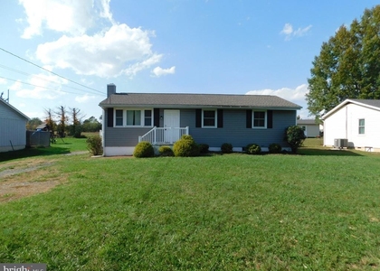 146 Sunset Drive - Photo 1