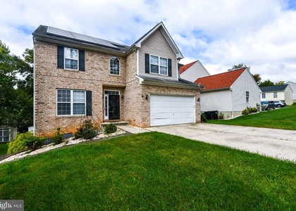 8818 Maple Avenue - Photo 1