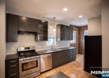 212 Wayne - Photo 1