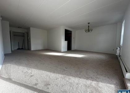 77 Prospect - Photo 1