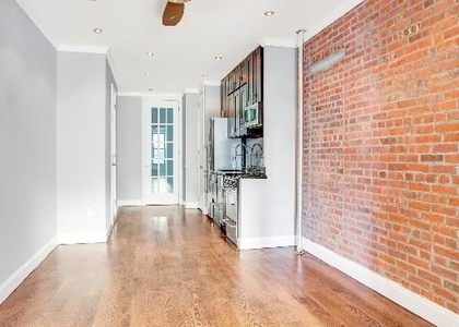 W 52ND ST. - Photo 1