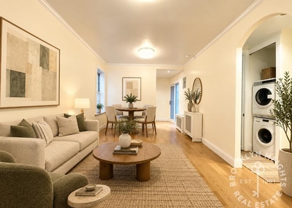 Montague Street - Photo 1