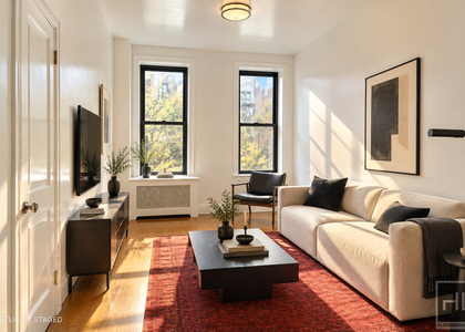 East 89 Street - Photo 1
