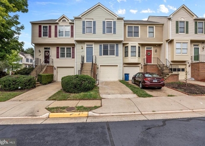 14720 Grobie Pond Lane - Photo 1