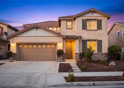 6898 Cache Way - Photo 1