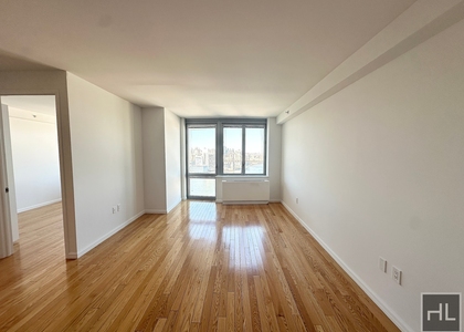Center Boulevard - Photo 1