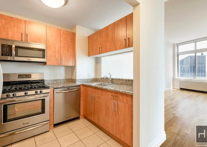 6th Avenue - Photo 1