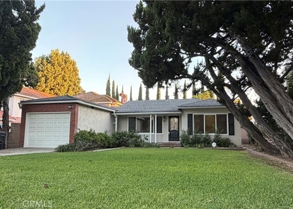 470 Walnut - Photo 1