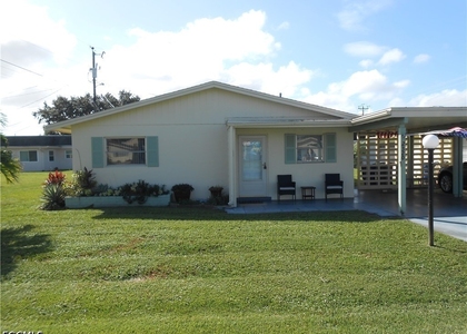 2320 Narcissus Court - Photo 1