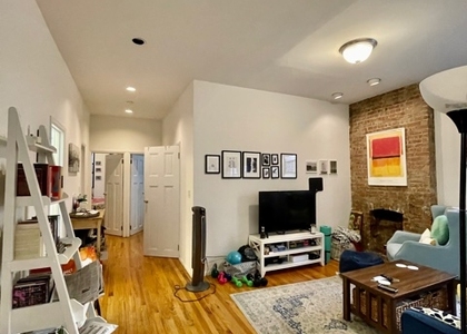 90th and lexington Avenue - Photo 1