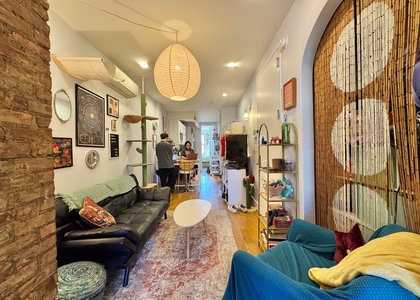 50 Starr St - Photo 1