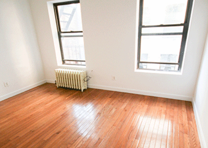 Jones St & Bleecker - Photo 1