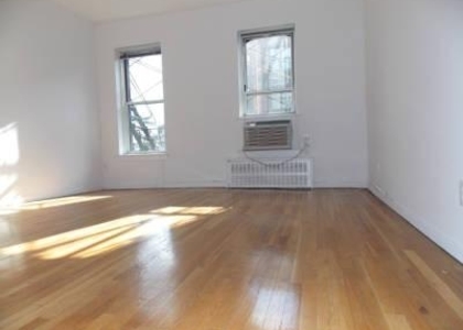W 10th & Bleecker - Photo 1