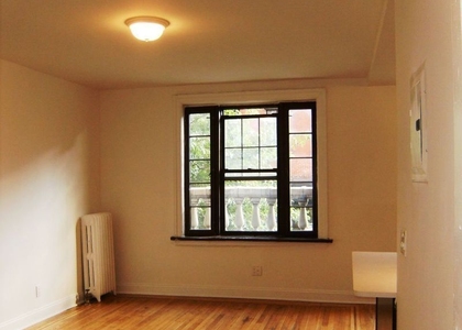 11 W 8th & 5th Ave  - Photo 1