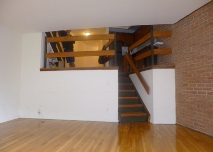 W 10th & Hudson  - Photo 1