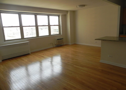 North Moore & Greenwich  - Photo 1