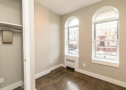 1350 Putnam Ave - Photo 1