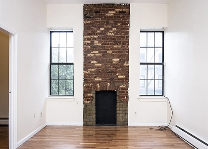 132 Graham Ave - Photo 1