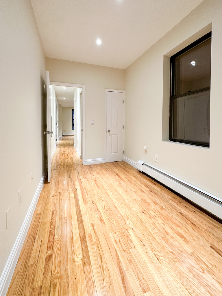 437 West 54th Street - Photo 7