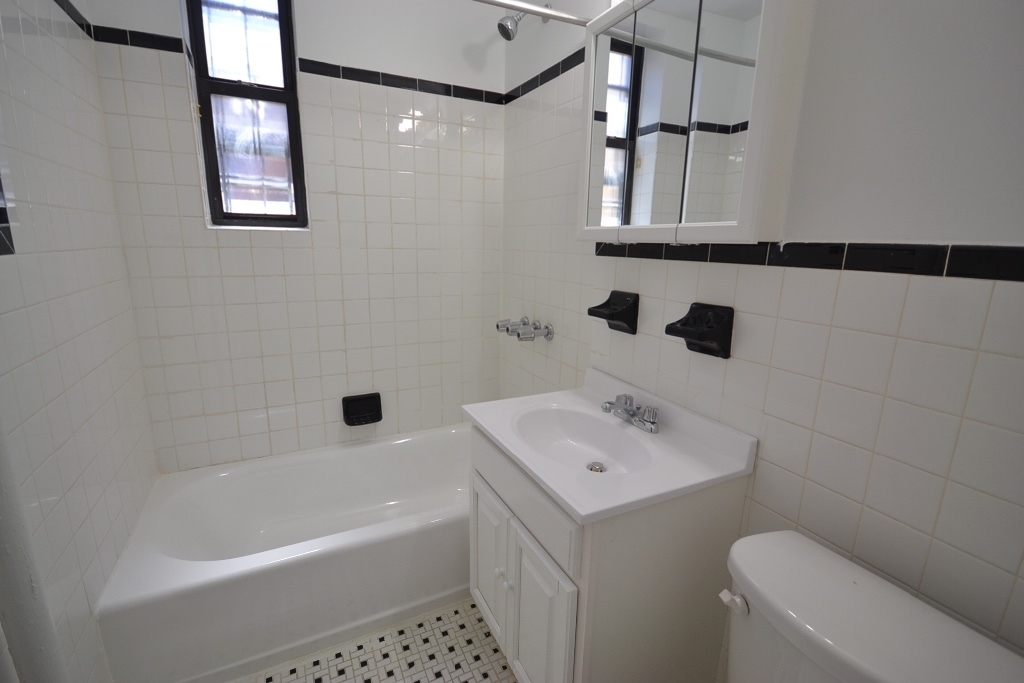 43-17 48th Street, Sunnyside, Ny 11104 - Photo 5