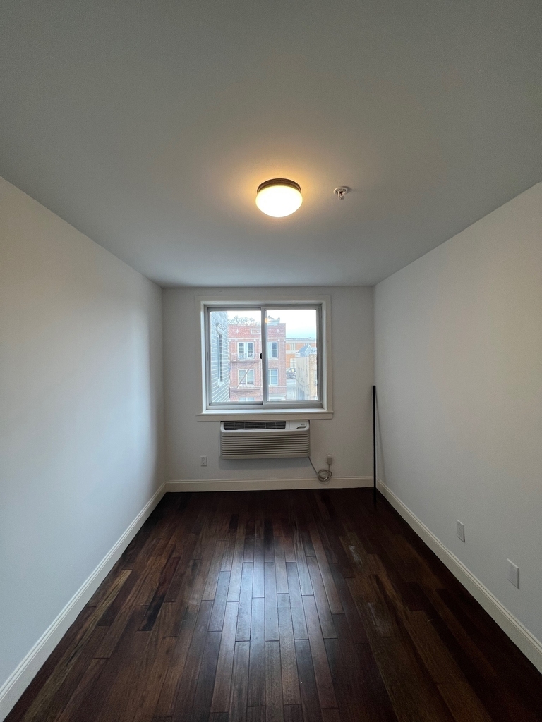 31-36 47th Street - Photo 3