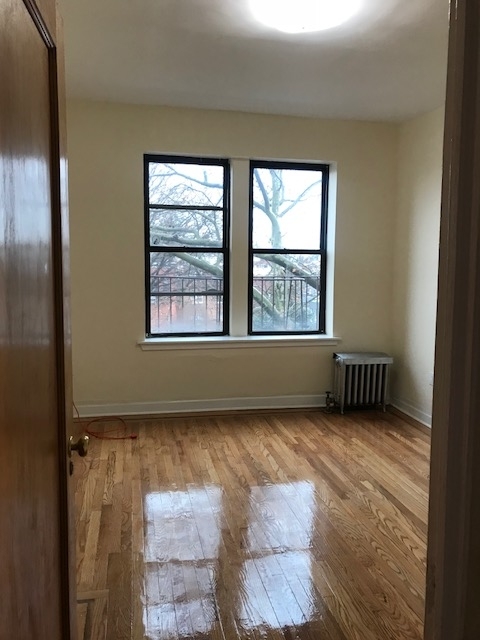 31-42 42nd Street Unit 3 - Photo 1