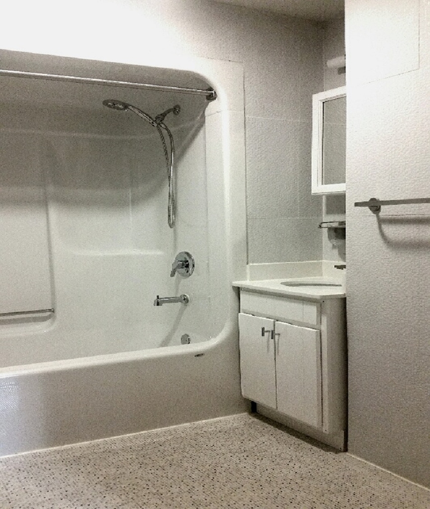 2503 23rd Street - Photo 6