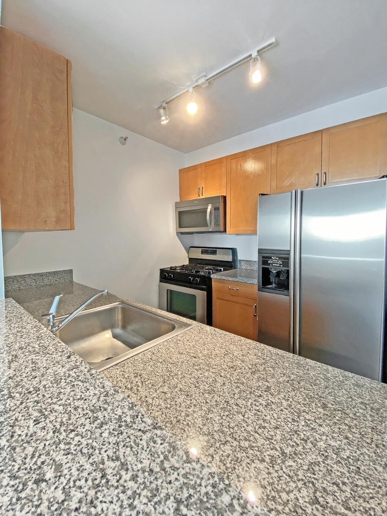 No Fee + Free Month! West 42nd Street - Photo 5