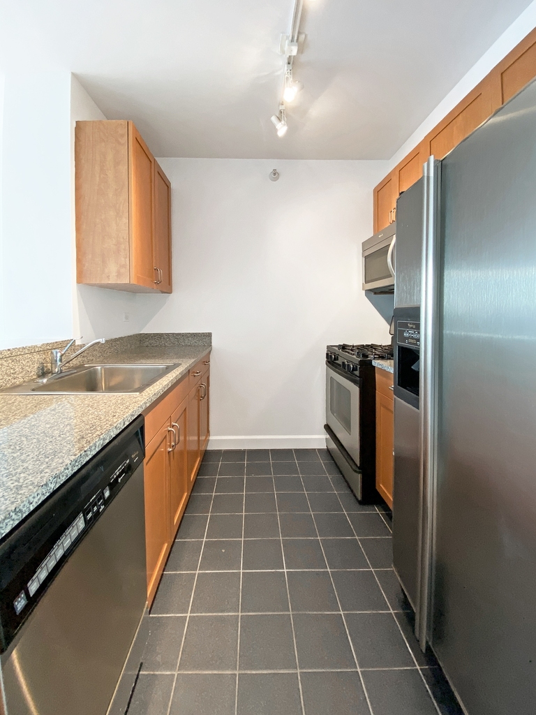 No Fee + Free Month! West 42nd Street - Photo 7