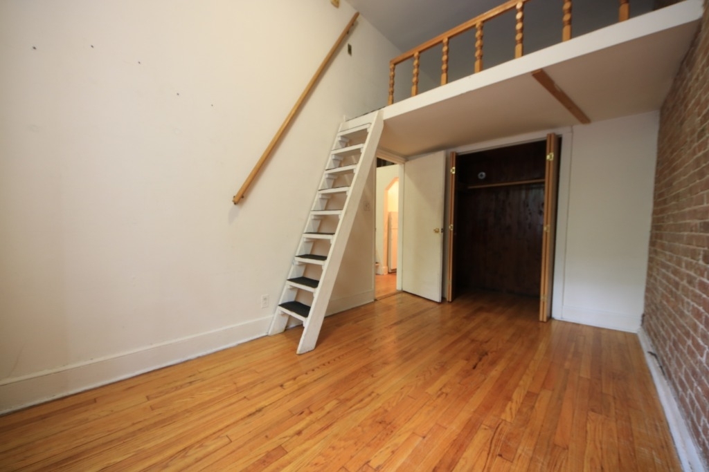 147 West 78th Street - Photo 5