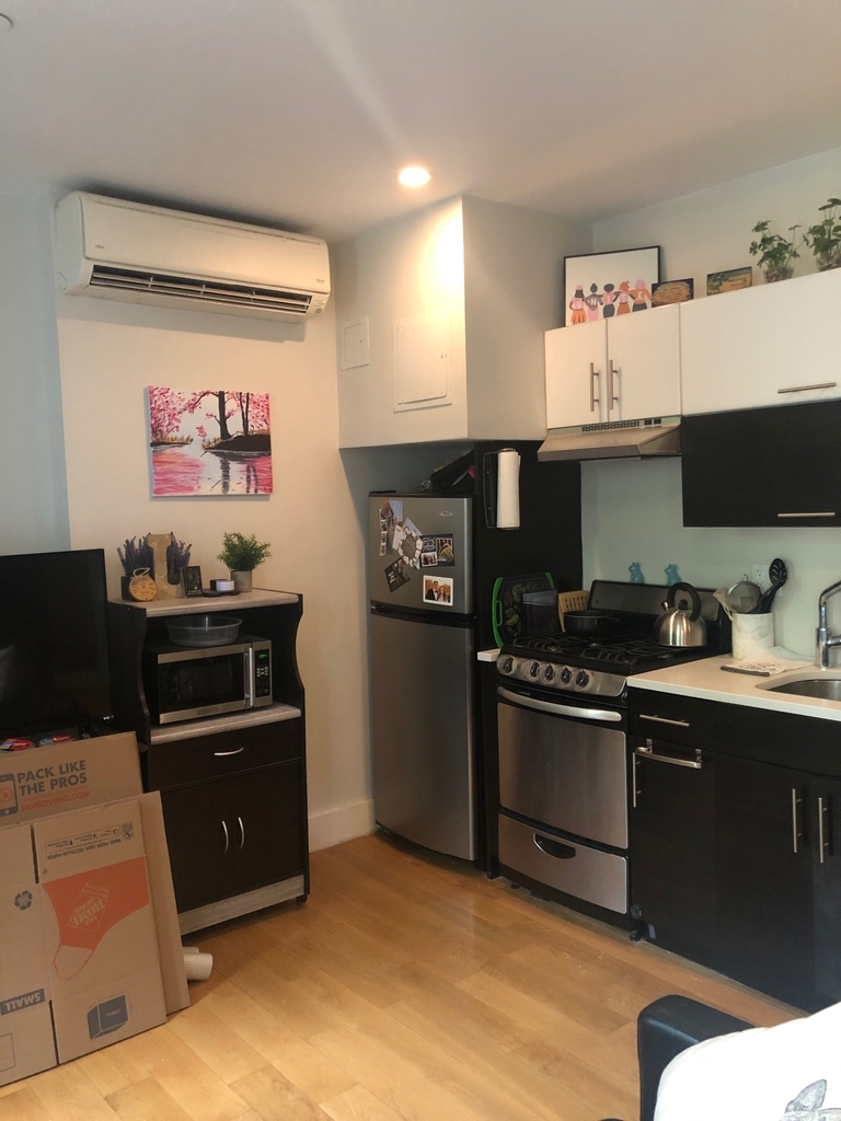 26 Lefferts Place - Photo 1