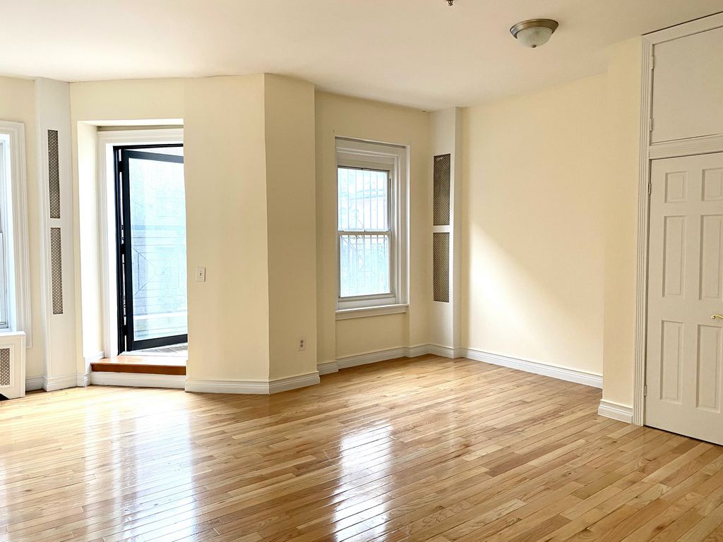 36th - Lexington Ave - Photo 3