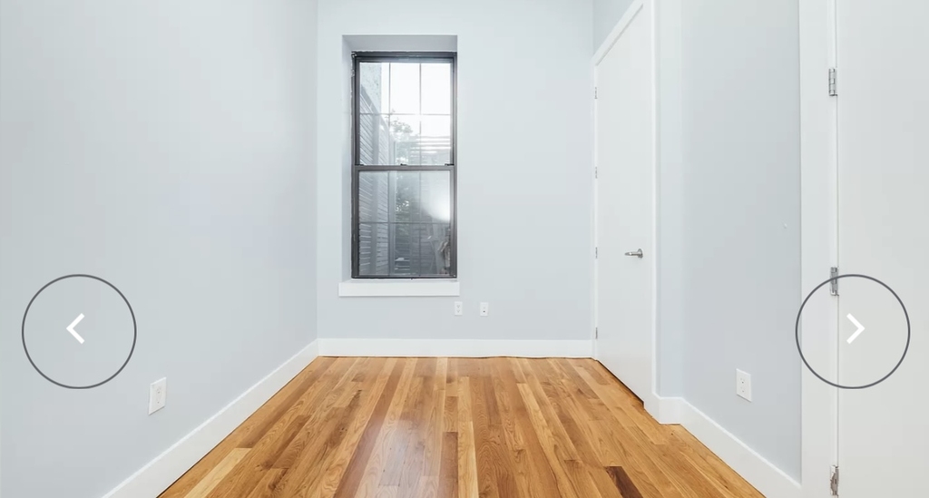 312 Bedford Avenue - Photo 3