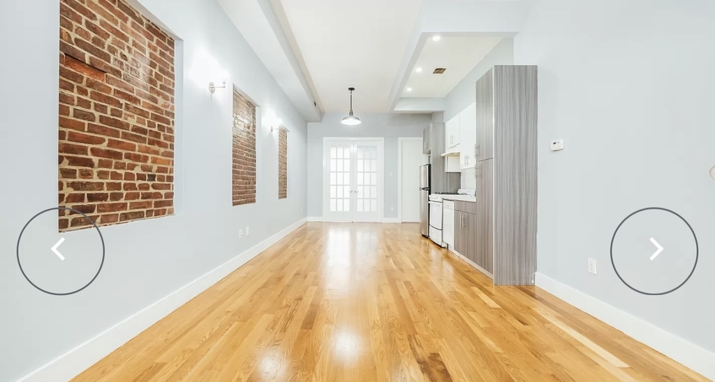 312 Bedford Avenue - Photo 8
