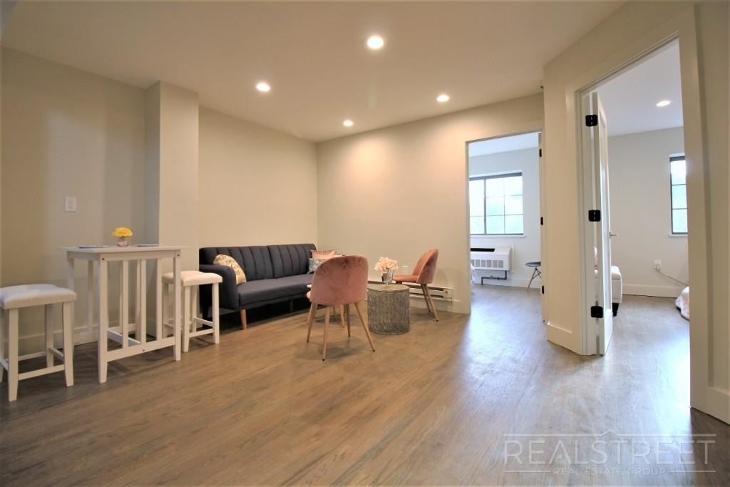 1337 Nostrand Ave - Photo 1