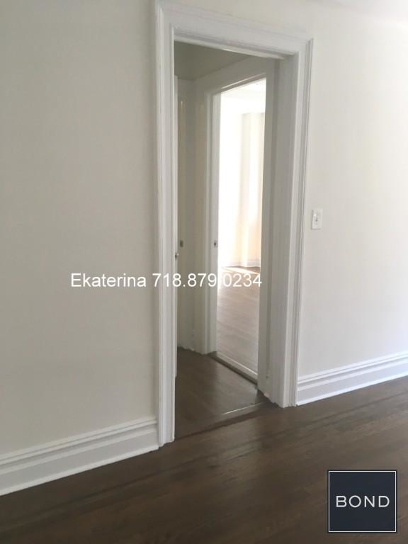 156 East 37th Street - Photo 6