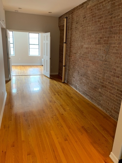 776 Ninth Avenue - Photo 10