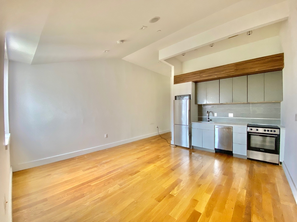1002 Bushwick Avenue - Photo 3