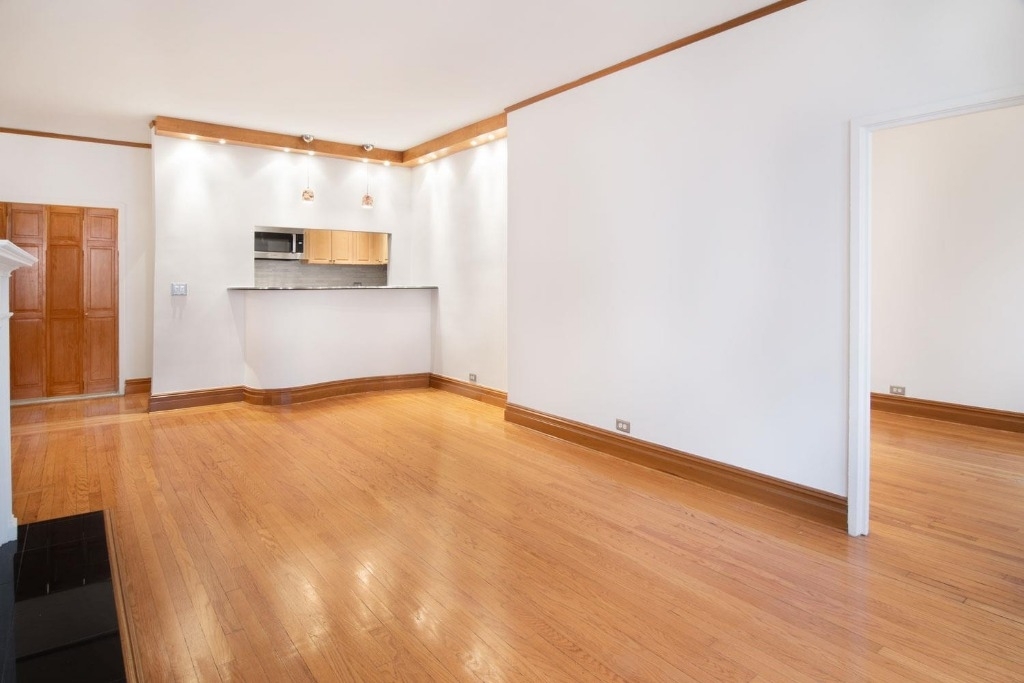 145 West 58th Street  - Photo 6