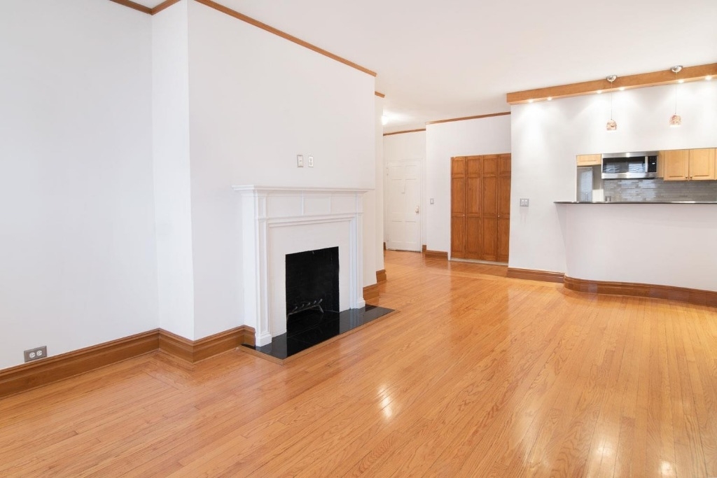 145 West 58th Street  - Photo 5