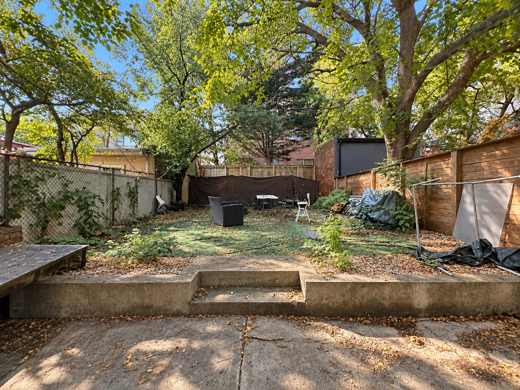 81 Carlton Avenue - Photo 0