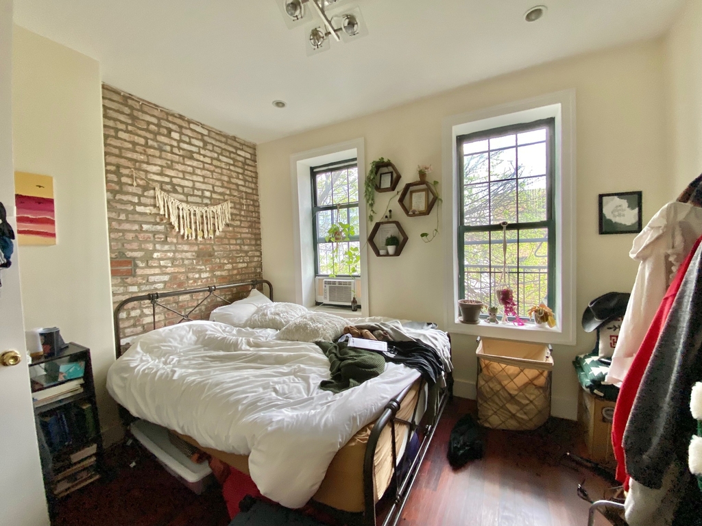 1013 Pacific Street - Photo 6