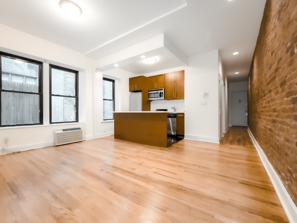 326 East 58th Street - Photo 0