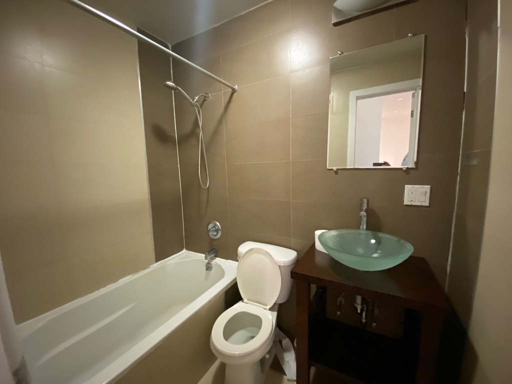 194 Humboldt Street - Photo 6