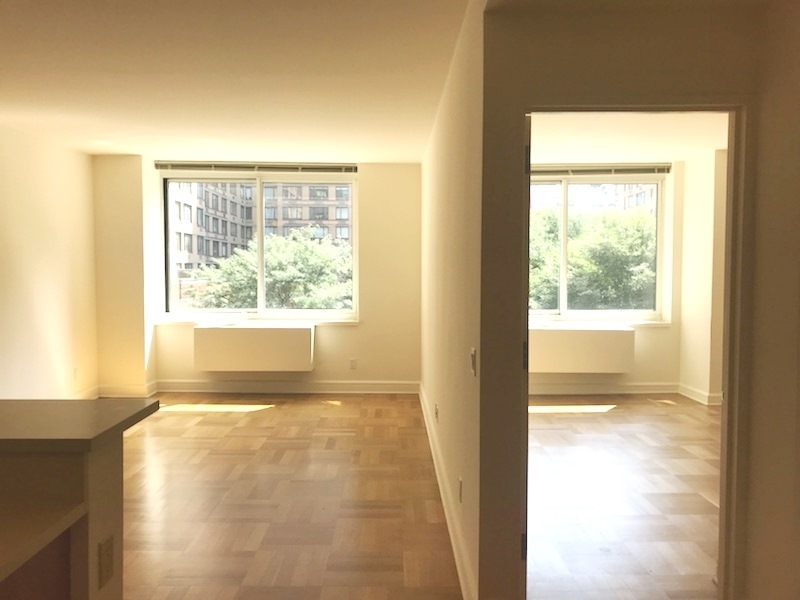 400 West 63rd Street - Photo 9